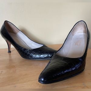 Wehmeiers Alligator Skin Pointed Toe Heels